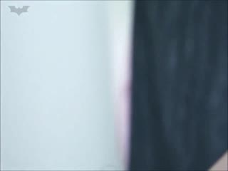 女友带同事来家聚餐被我灌醉发现有个妹子不仅漂亮身材也很性感没忍住脱掉衣服慢慢抽插内射.mp4