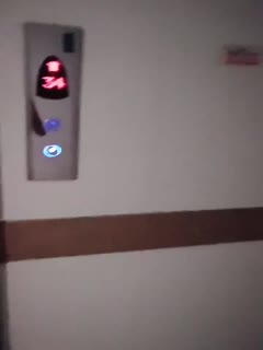 美女网红剧情演绎快递小哥上楼收快件进房间勾引小哥干一炮才让走.mp4